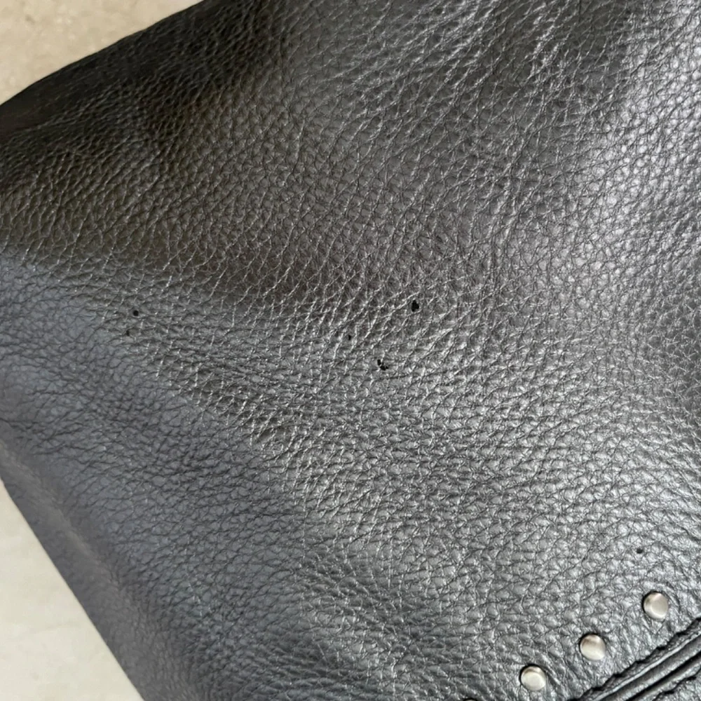 MICHAEL KORS METALLIC LEATHER  STUDDED BAG
